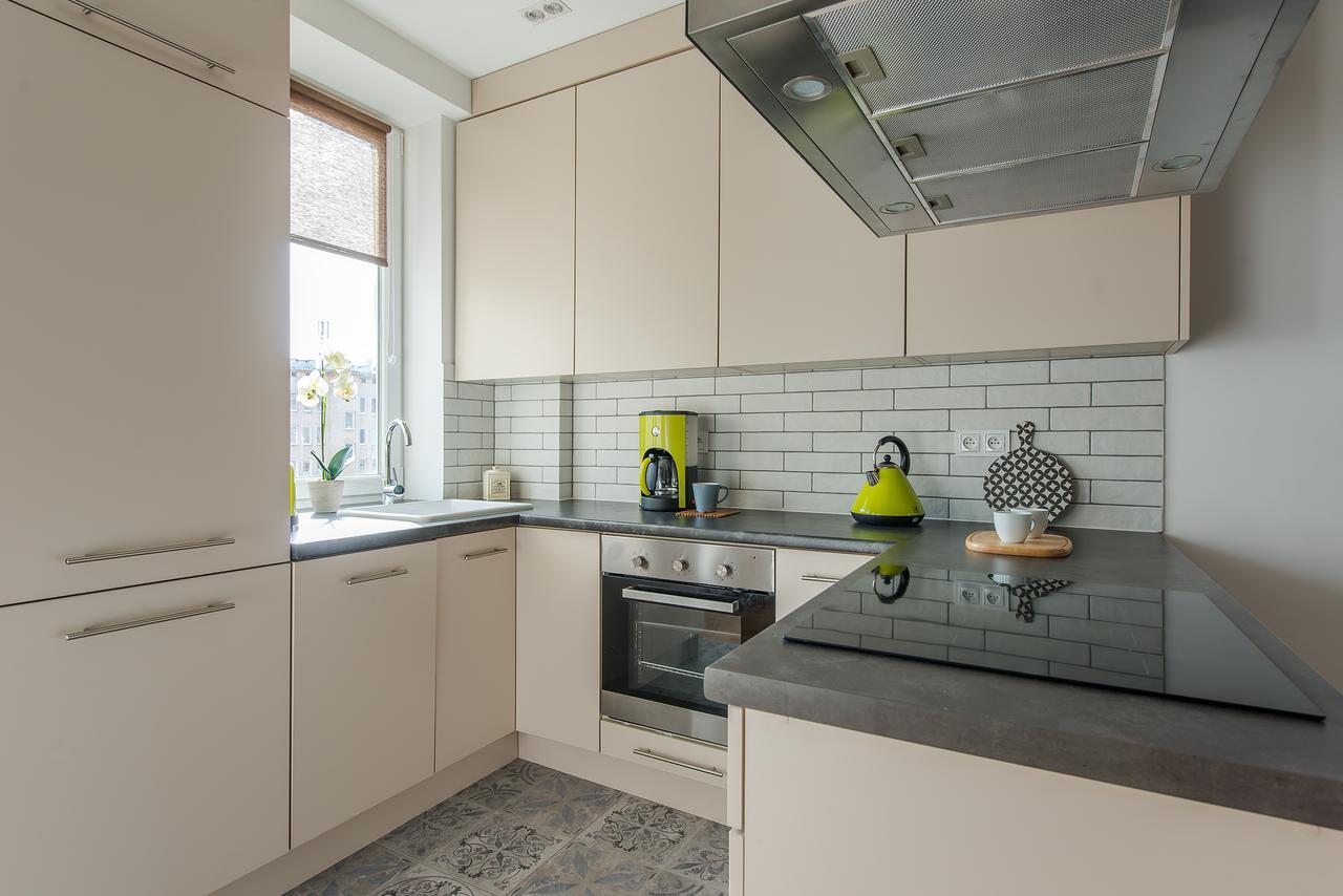 Chmielna 73 P&O Serviced Apartments Warschau Buitenkant foto