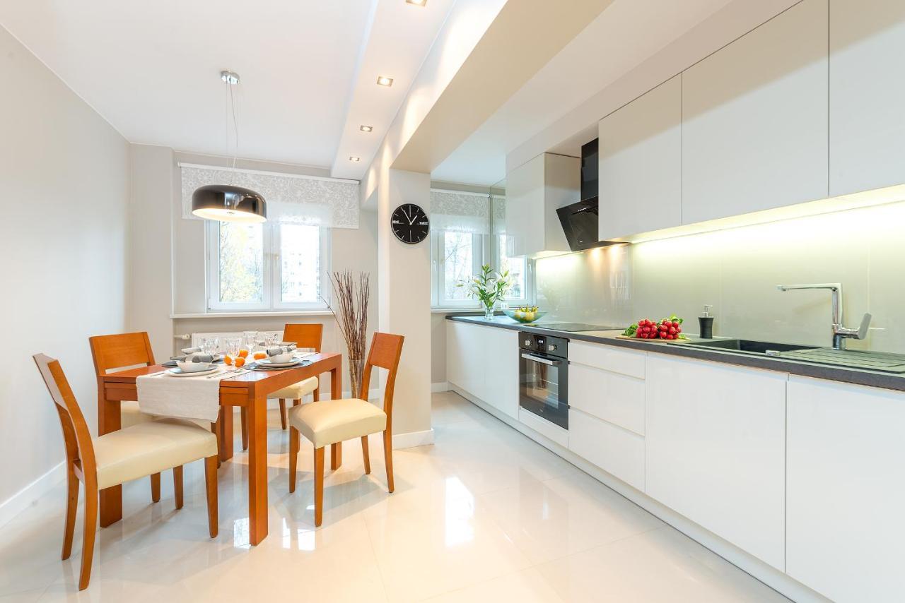 Chmielna 73 P&O Serviced Apartments Warschau Buitenkant foto