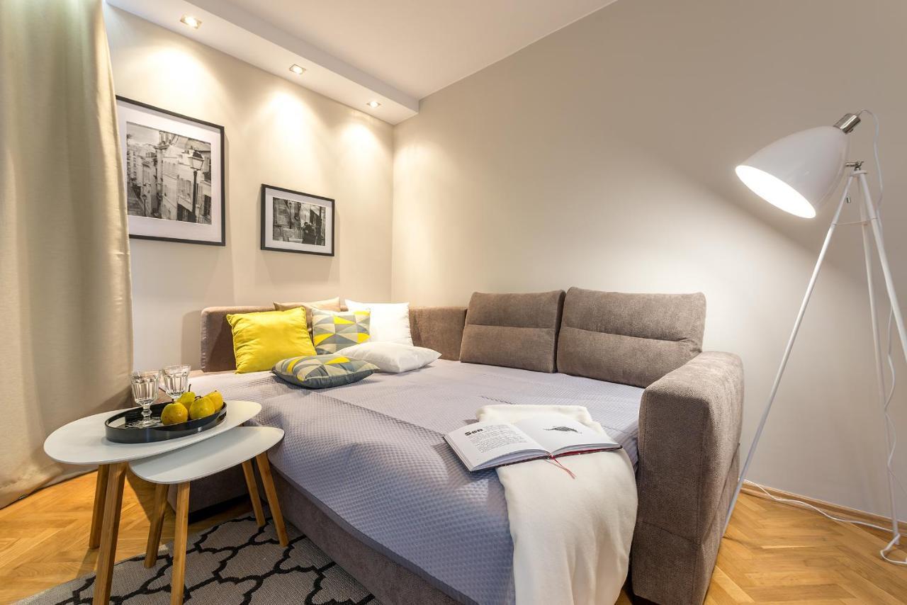 Chmielna 73 P&O Serviced Apartments Warschau Buitenkant foto